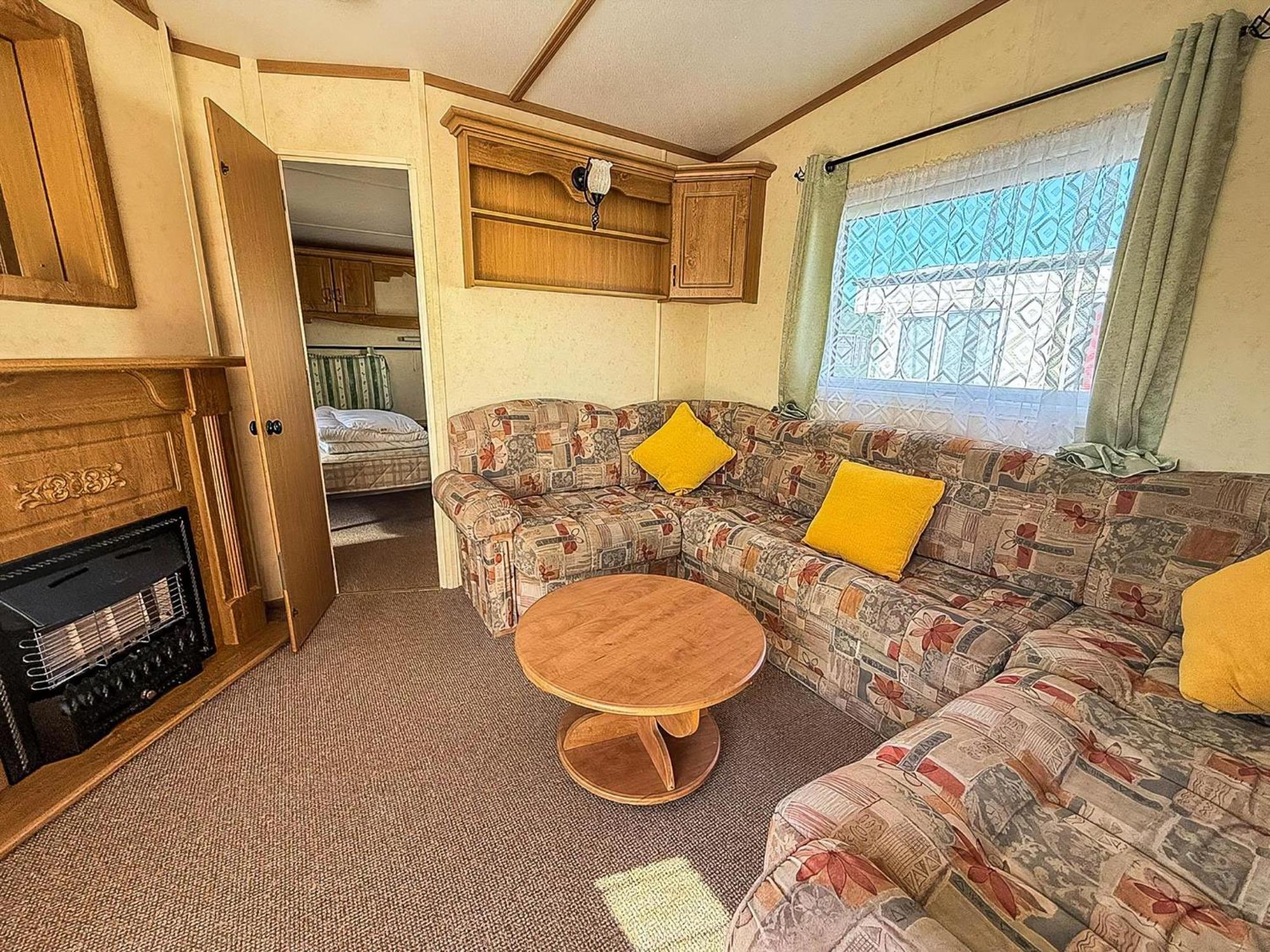 6 Berth Caravan By The Beach In Hunstanton In Norfolk, Pets Welcome Ref 13009L Экстерьер фото